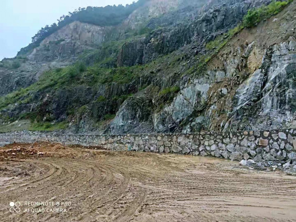 余姚市梨洲街道苏家园村柴西岩矿区废弃矿山生态环境治理工程